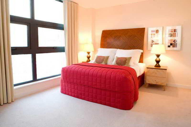 Aparthotel Marlin Stratford 4*