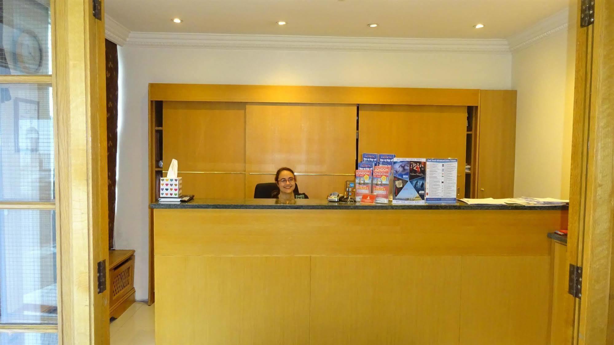 Hotell Americana 3*