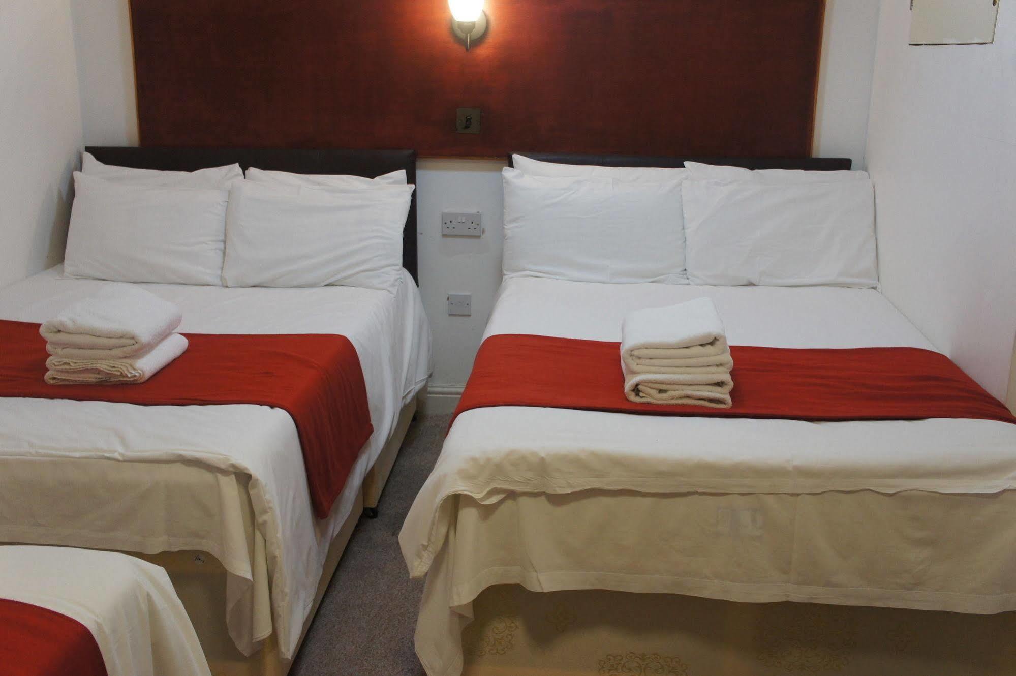 Plaza 3* London