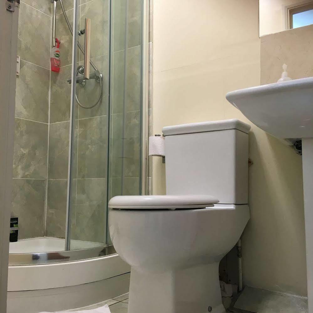 Coronation House Guest house 2*