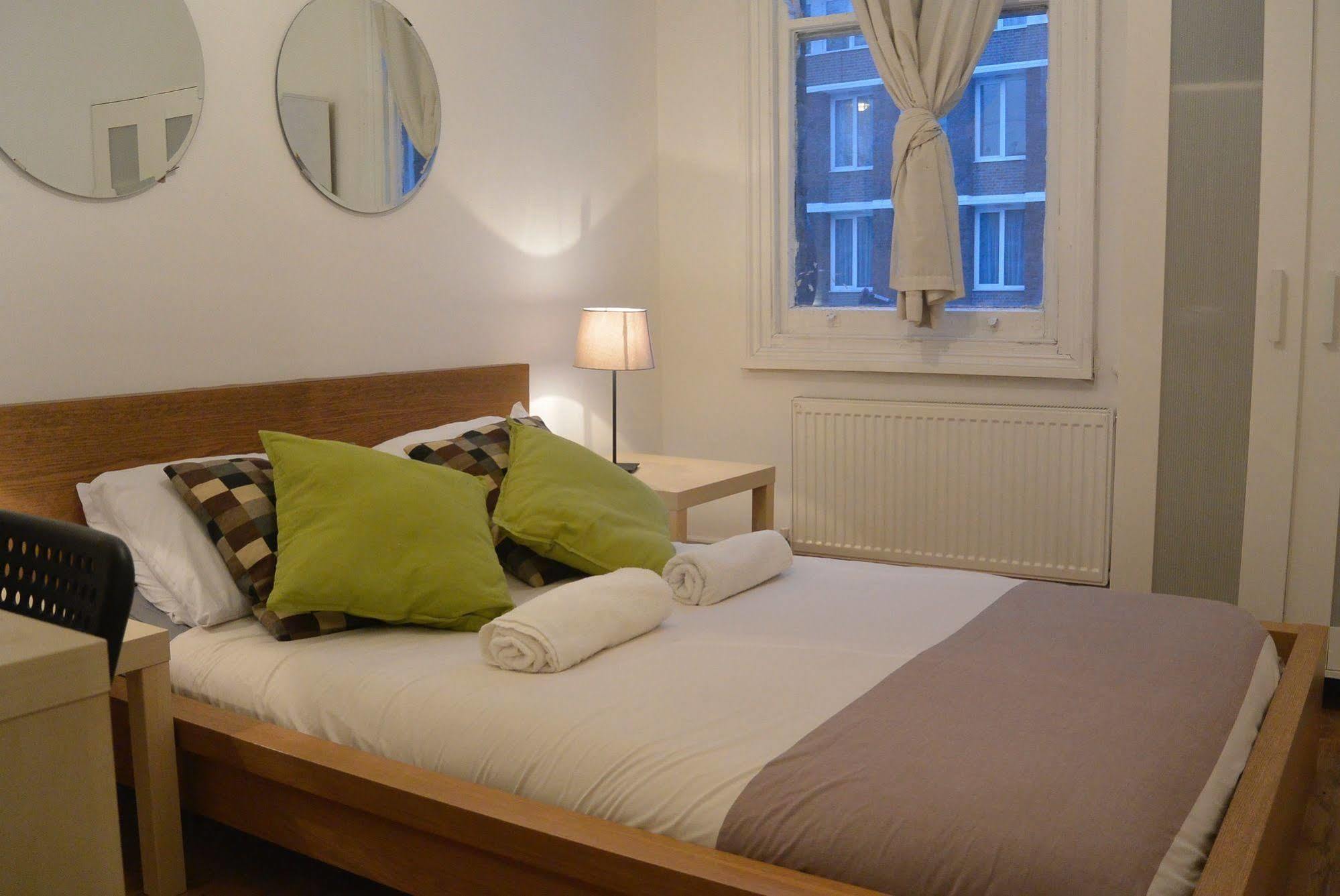 Cambridge Guest house London