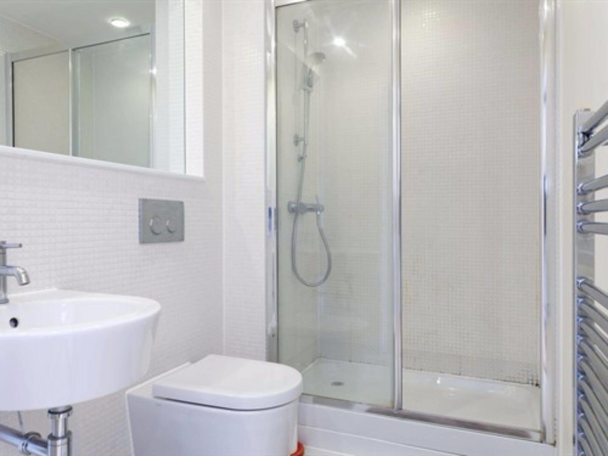 Apartment Serviced