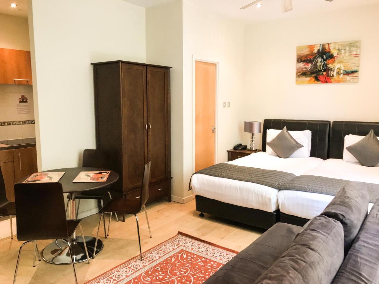 Grand Plaza Serviced London