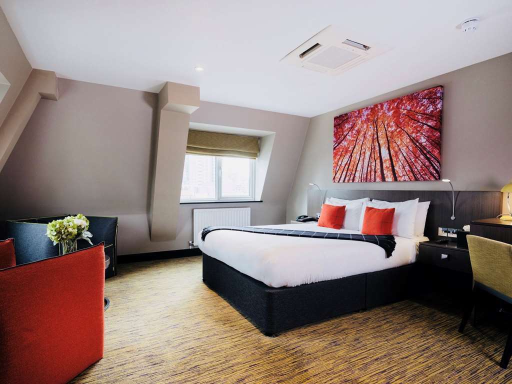 Hampton By Hilton Hotell 4*