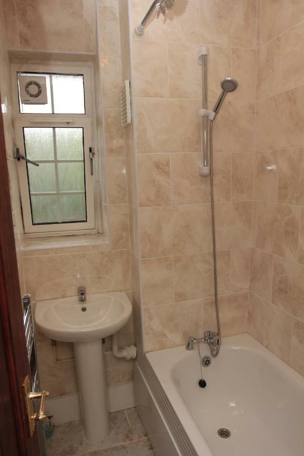 Homestay Hilliard House London