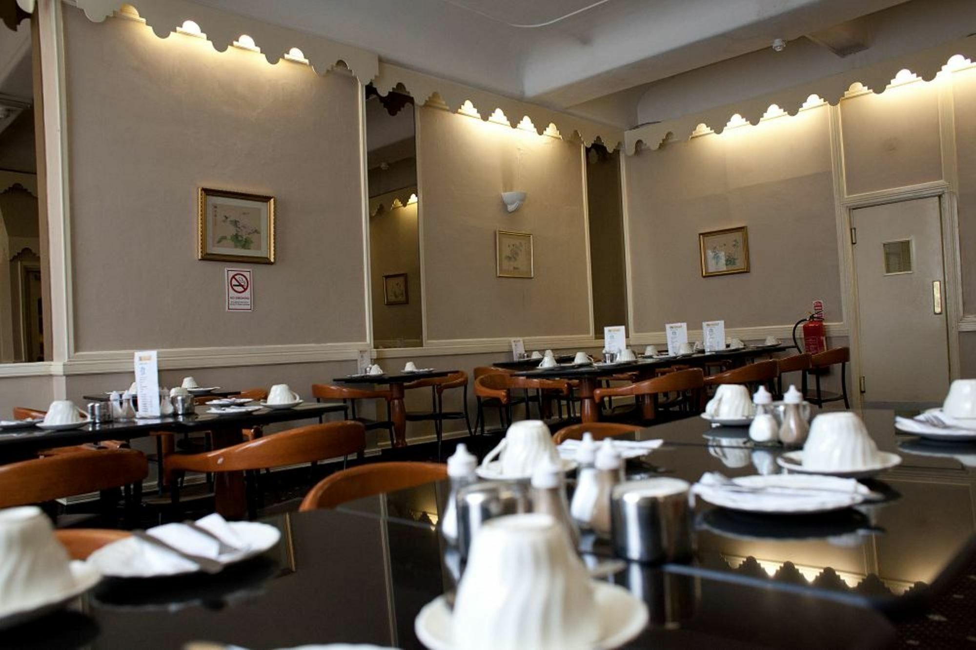 Rose Court 3* London