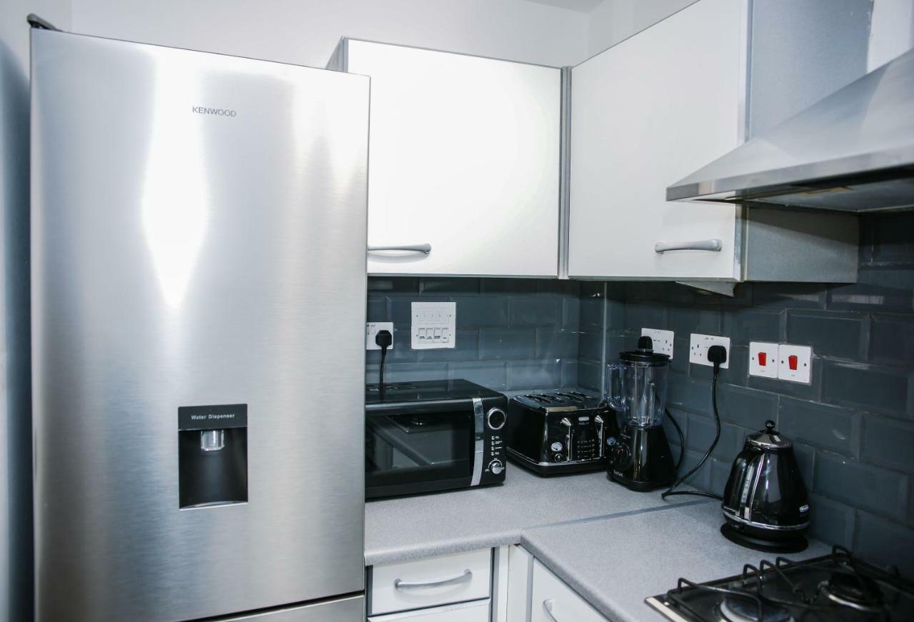Riverside 2 Bed * Londra
