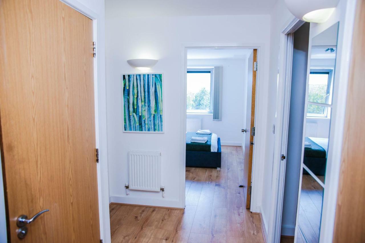 Riverside 2 Bed Appartamento Londra