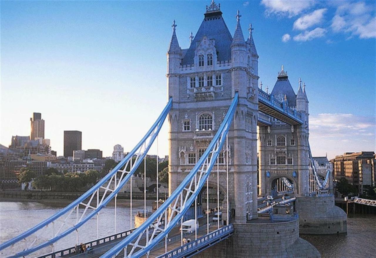 Donatello Tower Bridge Guest house 3*