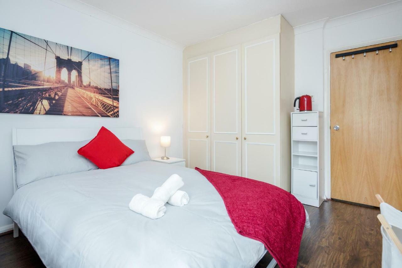 Donatello Tower Bridge Guest house 3*