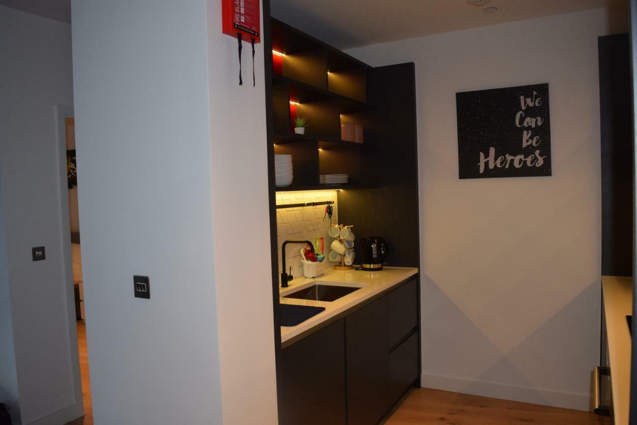 Island 3 Bedroom Luxury Apartments, Canary Wharf Lejlighed *