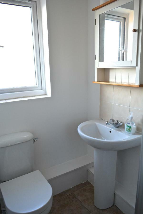 In Central Zone 2 Apartment *