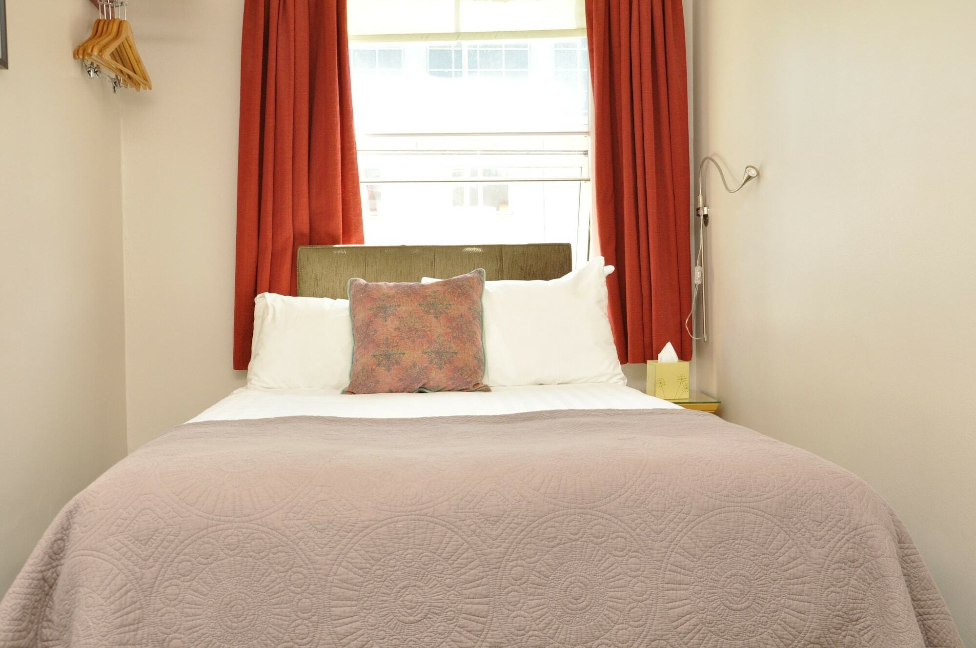 The Borough 3* London