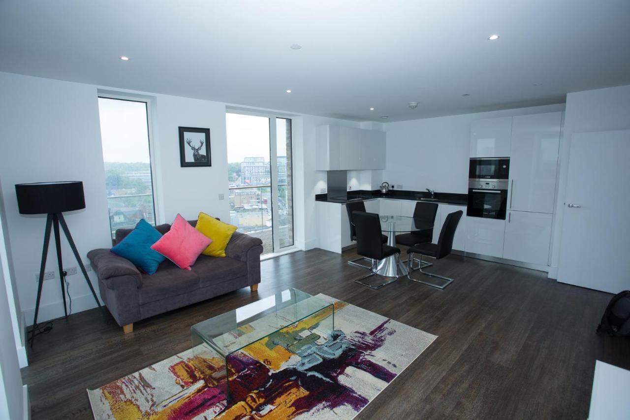 High View Two Bedroom In Woolwich * Londen