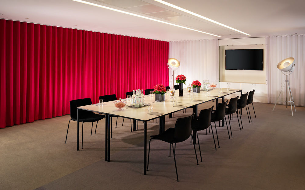 Hotel Sea Containers London