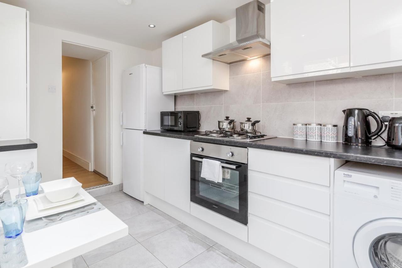 2 Bedrooms Serviced Excel Exhibition Centre, O2 Arena, Stratford Olympic City, Forest Gate, Central Apartment *