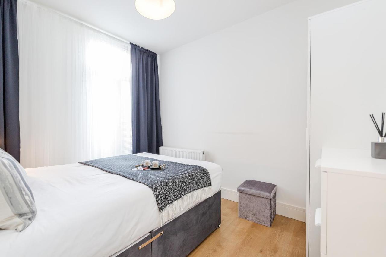 2 Bedrooms Serviced Excel Exhibition Centre, O2 Arena, Stratford Olympic City, Forest Gate, Central Apartment