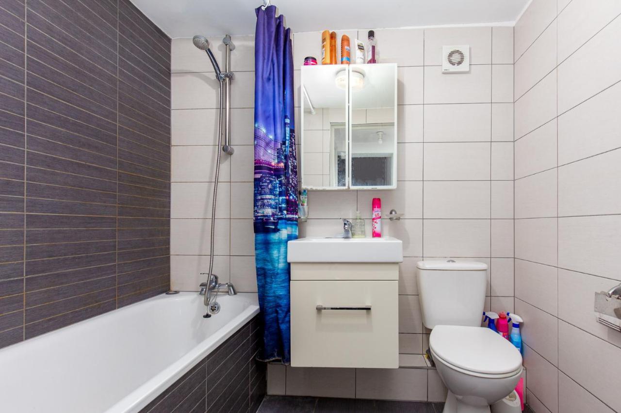 Clemence Street 3*