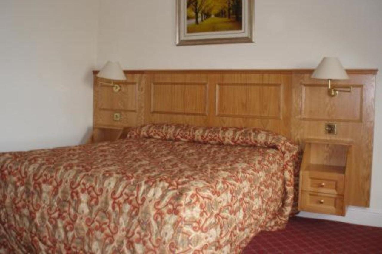 Viking Hotel 2*
