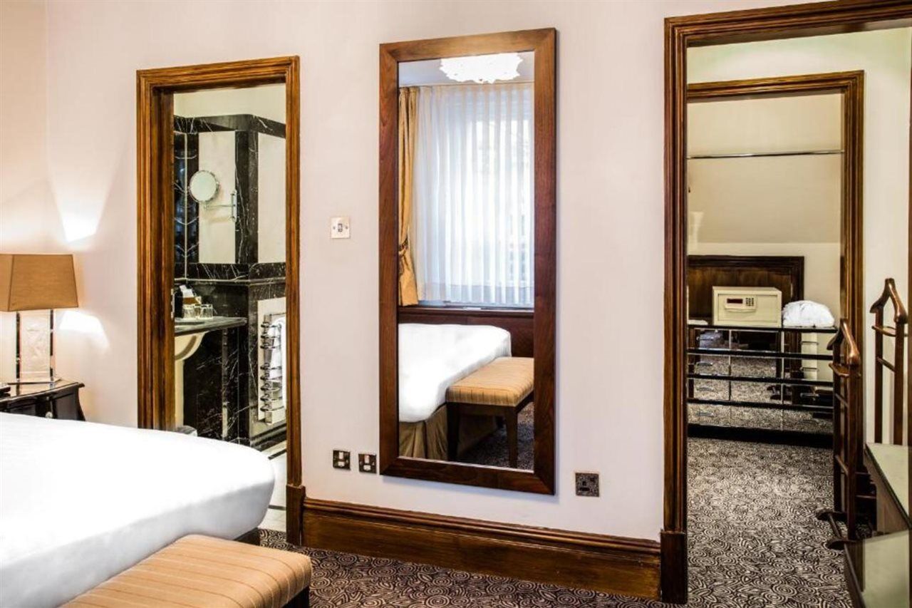 Courthouse 5*