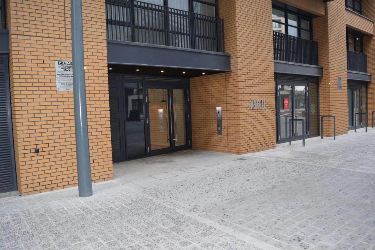 Island 3 Bedroom Luxury Apartments, Canary Wharf Lejlighed