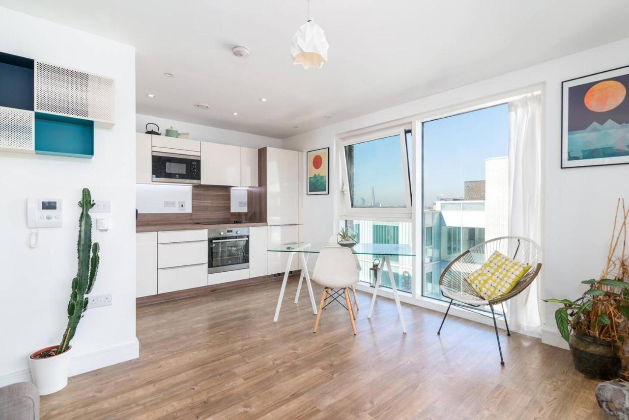 Joivy Lovely Flat With Terrace In Southeast * London
