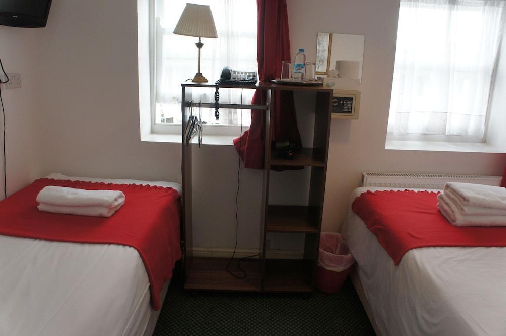 Plaza 3* London