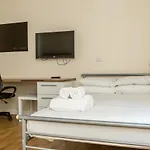 Zeni Studio, In Central London
