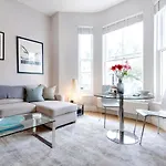 Contemporary Clapham Home Near Wandsworth Common By Underthedoormat