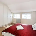 Trafalgar Square - Piccadilly Circus Apt Vr