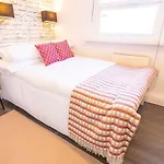 Super 1 Bed Flat in West Kilburn near Queen\'s Park