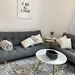 Beautiful 2 Bedroom Flat In Camden
