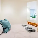 Arcore Premium Rental Shaftesbury Avenue