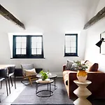 Cosy Loft Apartment - Minutes From Angel Tube St.