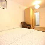 Bridge House Apartment