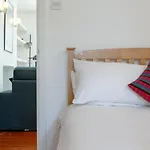 Fantastic And Bright 1 Bedroom Garden Flat