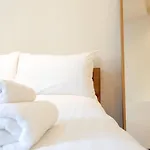 2 Bedroom Apartment in Central London