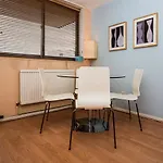 Beautiful Views - 1-Bedroom In Chancery Lane