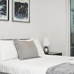 Lux 2 & 3 Bed Apartments In Camden Town Free Wifi By City Stay Aparts London