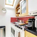 Charming 1 Bedroom Home in West London