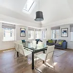 Stunning And Bright Apartments - Romilly Street