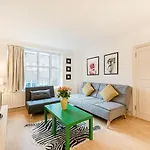 Park Apartment