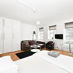 Covent Garden & Soho, Cosy & Cool, Spacious Apartment