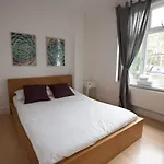 Tooting Rooms & Studio By Dc London Rooms