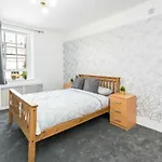 Family Apt-Marble Arche- Oxford Street- Hyde Park- Museums