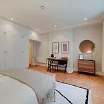 The Heart Of South Kensington - Modern & Spacious 1Bdr Apartment
