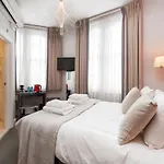 Notting Hill Hotel By Capital