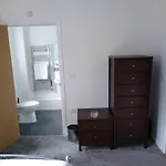 Stylish Private Double Room W/Ensuite