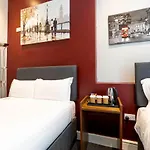 Royal Park Hotel