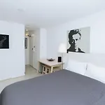 Studio Flat At Paddington Central London Zone 1